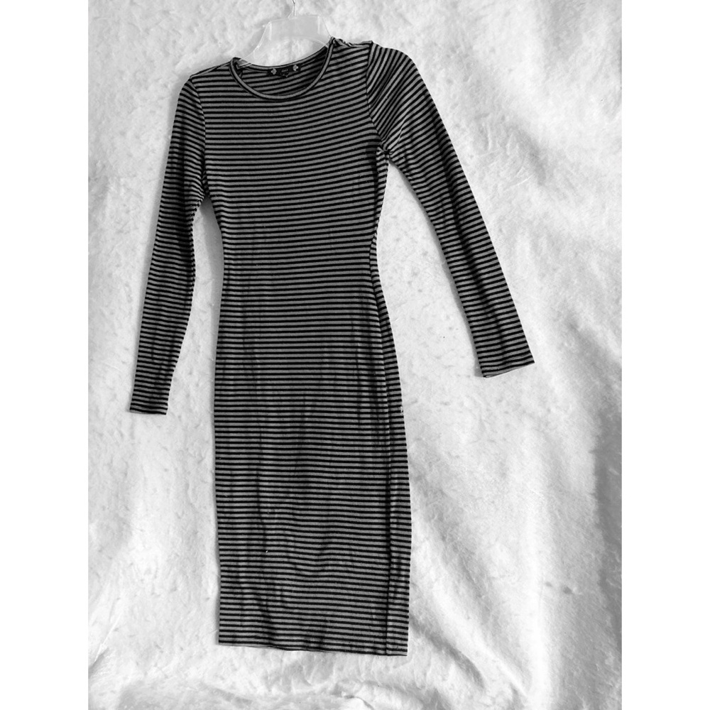 Iris Black And Gray Horizontal Striped Long Sleeve Midi Dress